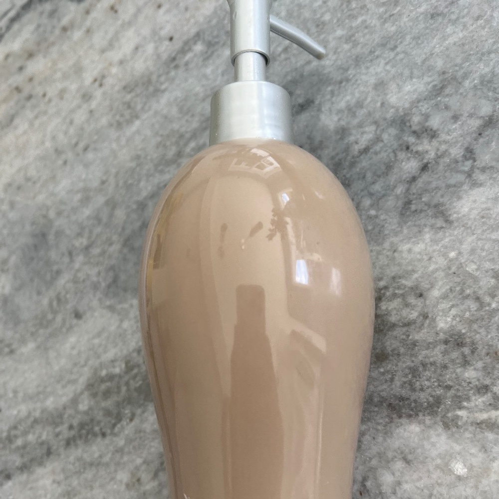 NEW Lotion/Soap Dispenser, Natural Linen Color Vintage Linen's & Things Bathroom